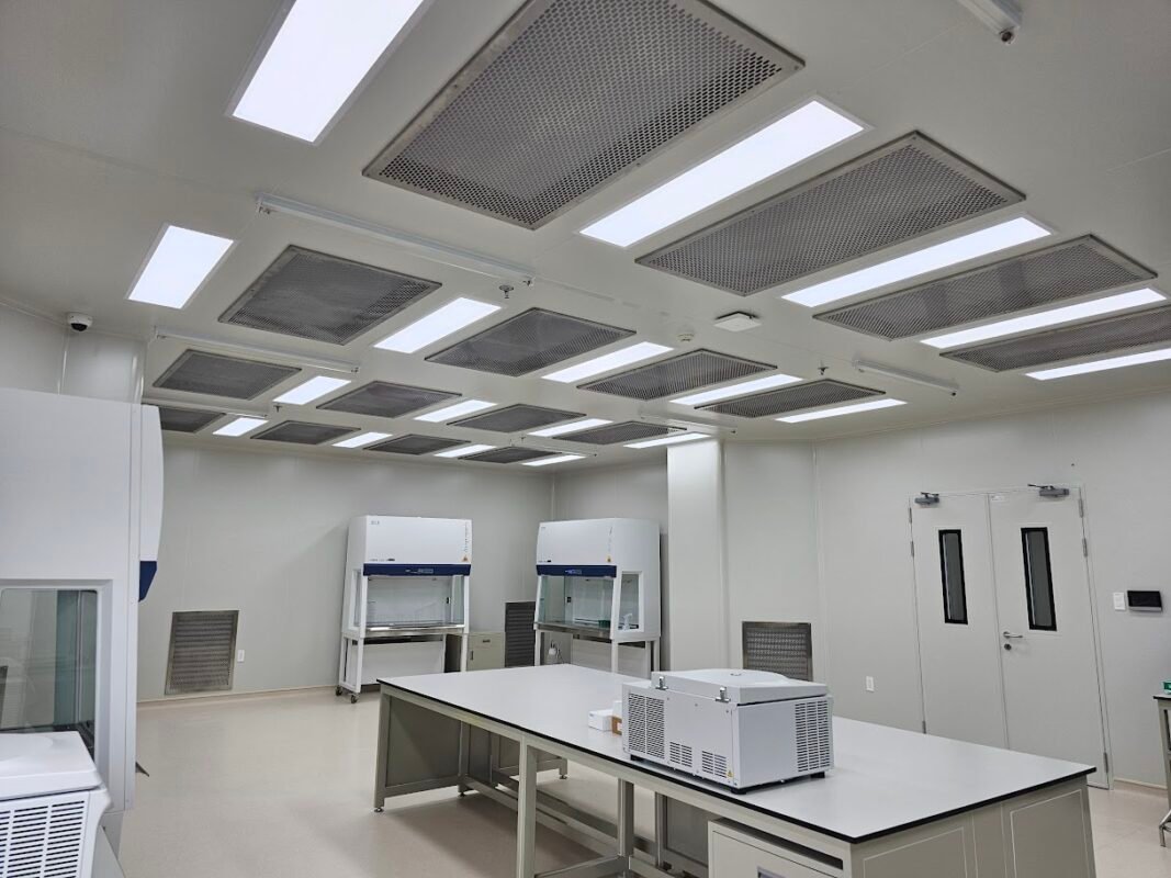 Te bao goc Viet Nhat