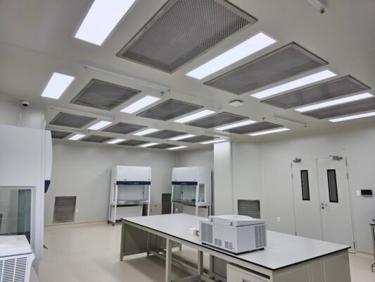 Te bao goc Viet Nhat